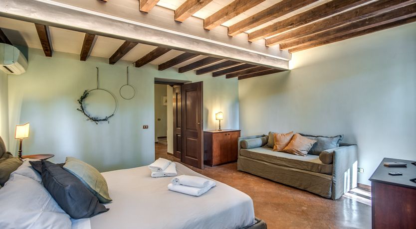 Photo of Roman Rhapsody