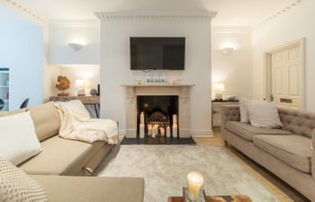 Sloane Square Sweet Holiday Home