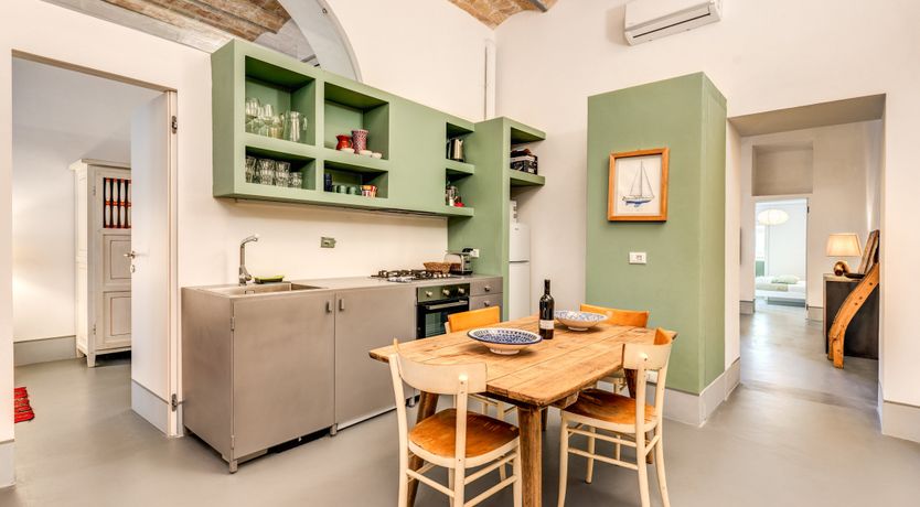 Photo of Roman Rhythm