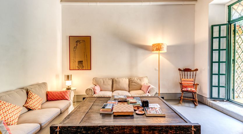 Photo of Roman Rhythm