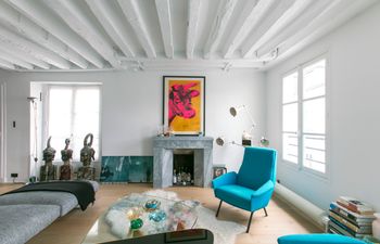 Warhol Wonder Holiday Home