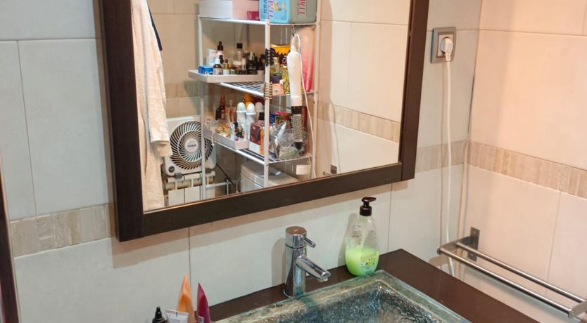 Photo of Barcelona lovers master bedroom