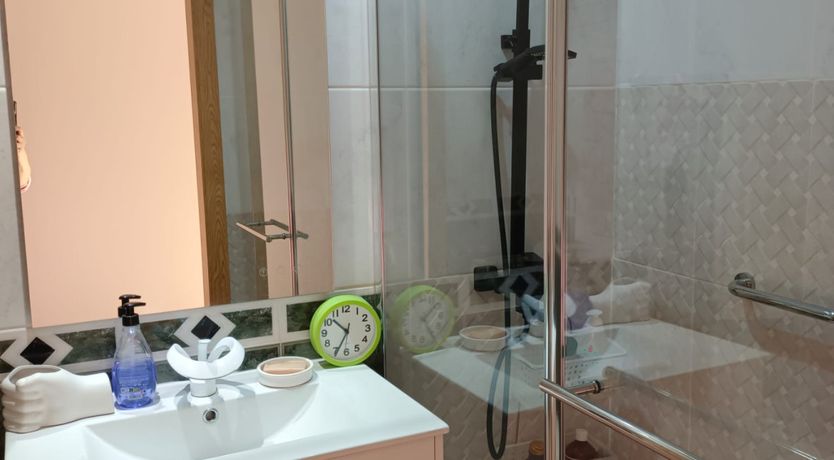 Photo of Barcelona lovers master bedroom