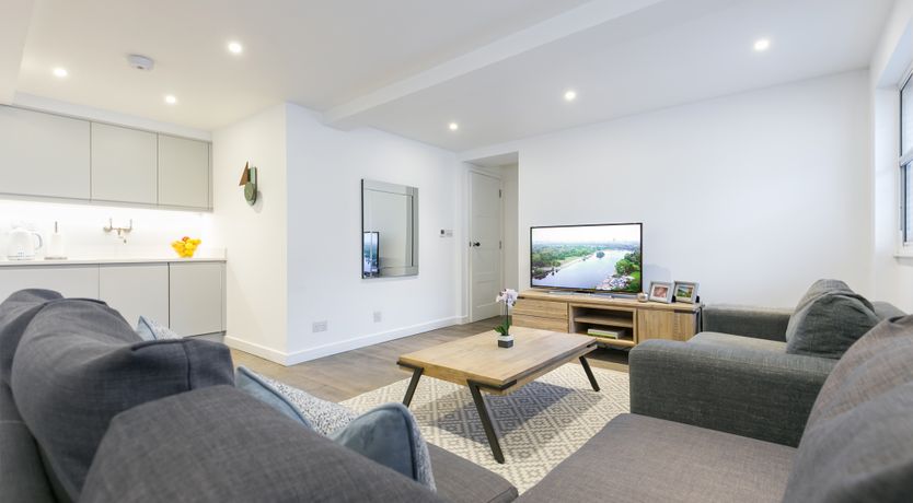 Photo of Fitzrovia Flair