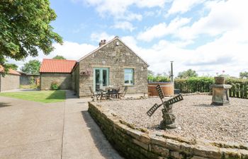 Thornfield Holiday Home