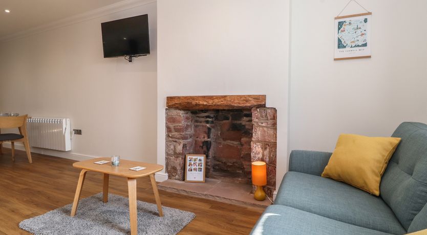 Photo of 2 South Street