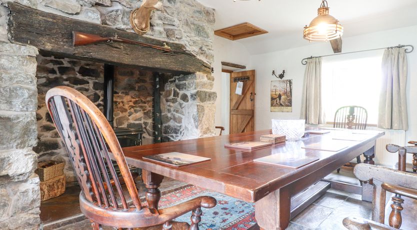 Photo of Ty'n Pwll Farm