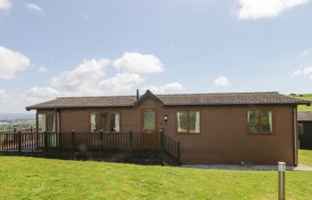 Lodge 16 Holiday Home