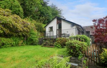 Swn Y Coed Holiday Home