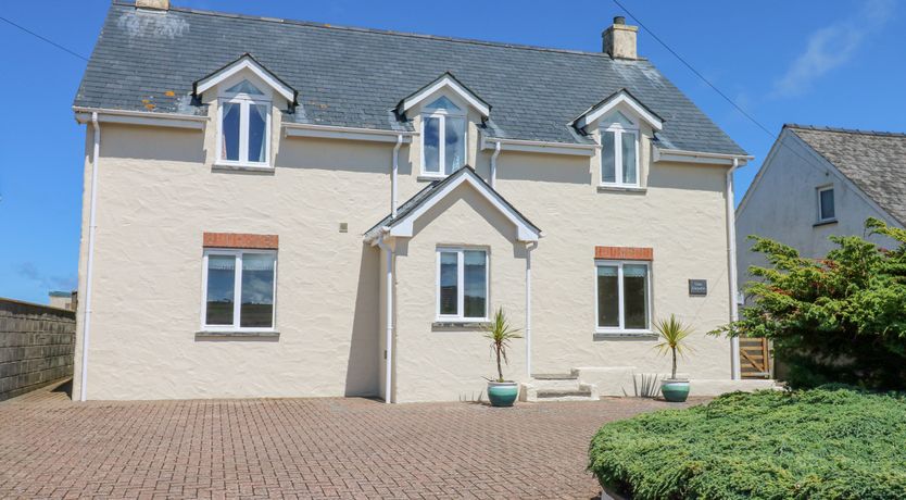 Photo of Llain Gwynfor