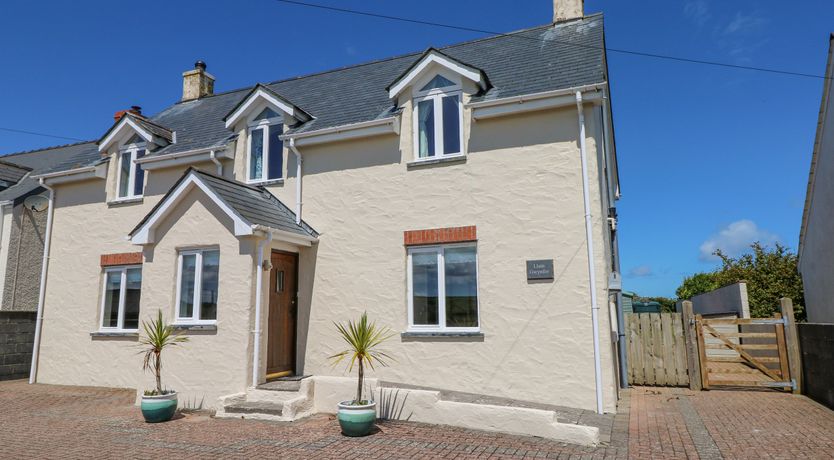 Photo of Llain Gwynfor