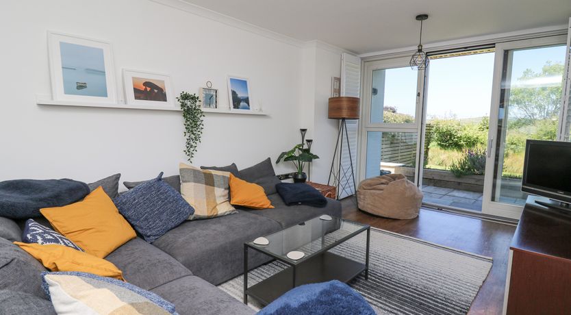 Photo of Cysgod Y Garn