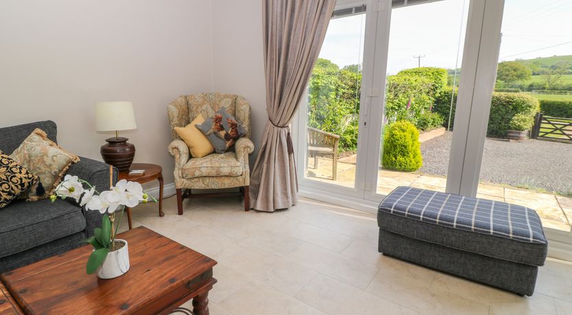 Photo of Monument View