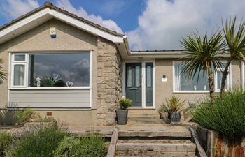 Benllech Bay Cottage Holiday Home