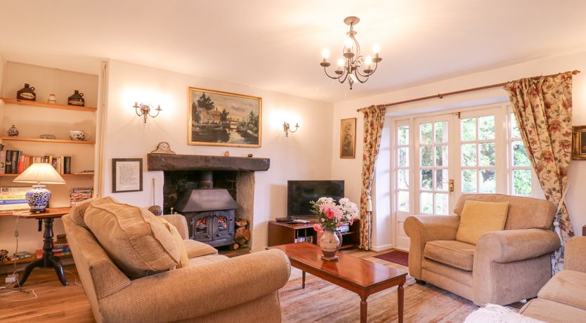 Photo of White House Cottage