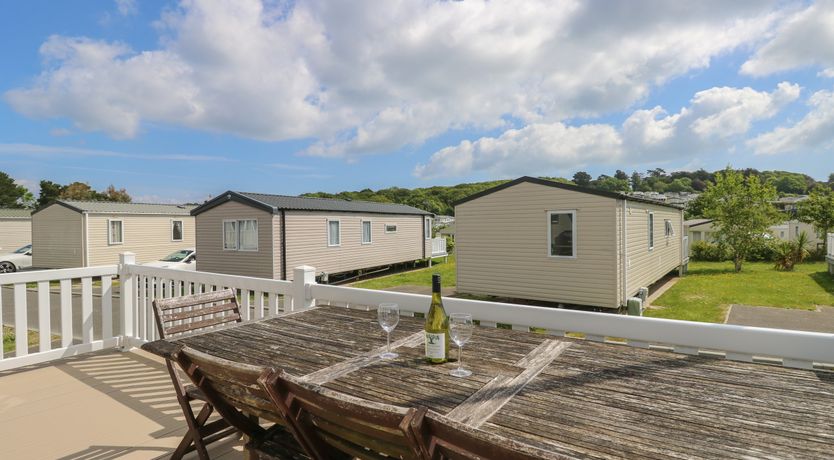 Photo of 128 Crosswinds