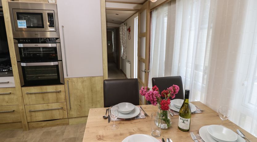 Photo of 128 Crosswinds