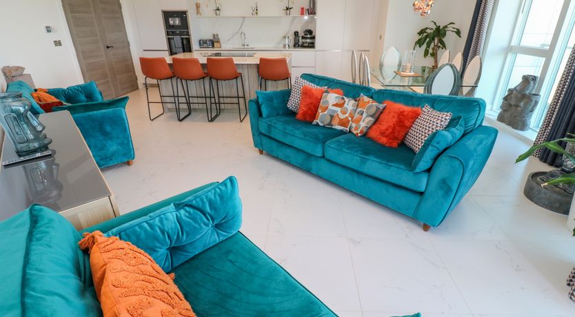 Photo of 17 Cliff Edge