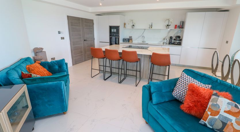 Photo of 17 Cliff Edge