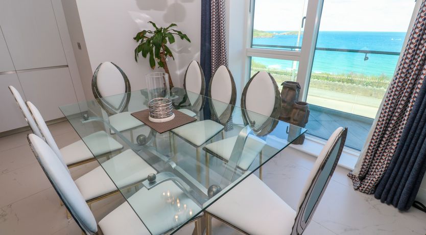 Photo of 17 Cliff Edge