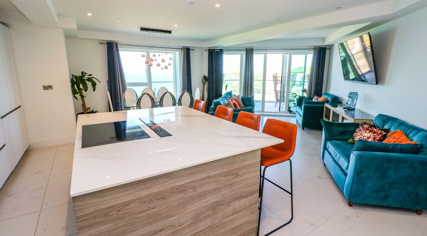 Photo of 17 Cliff Edge