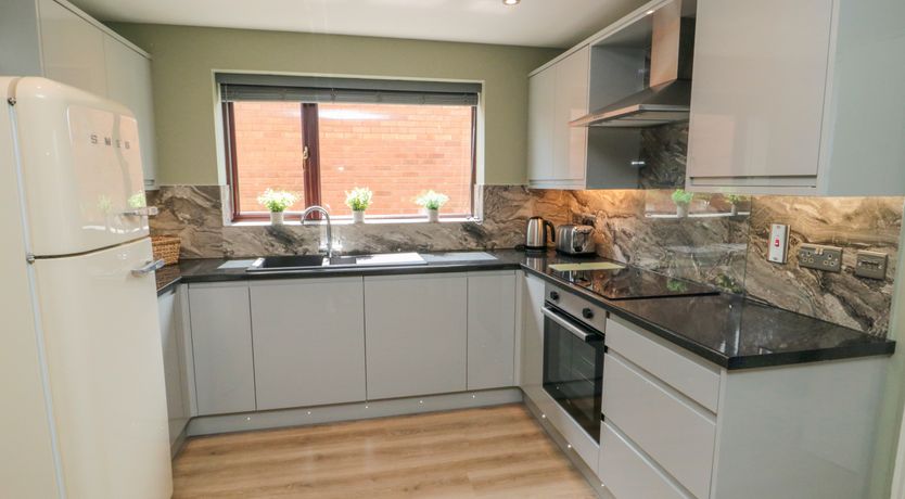 Photo of 6 Fairfax Close