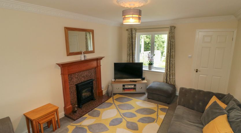 Photo of Temple Hill View