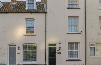 Captain's Cottage Holiday Home