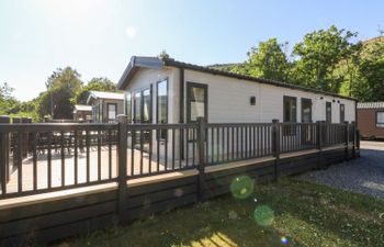 Saorsa Holiday Home