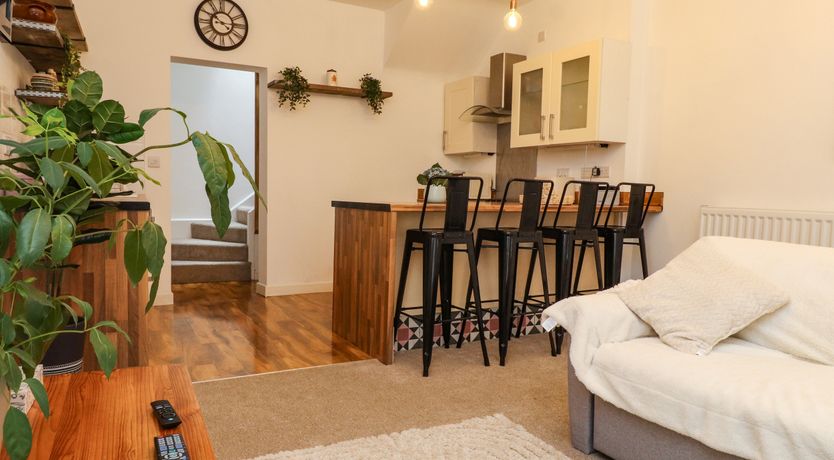 Photo of Hole in the Wall