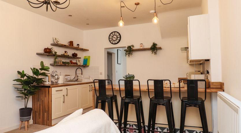 Photo of Hole in the Wall