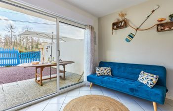 Lingouf Holiday Home