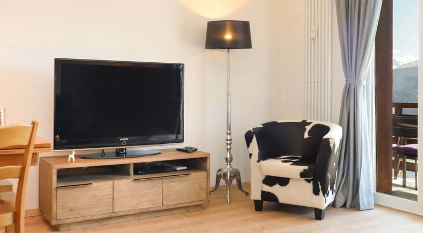 Photo of Europa Ouest / APT 74 Apartment 2