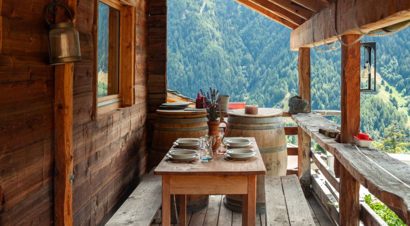 Photo of Mayen du Bleusy