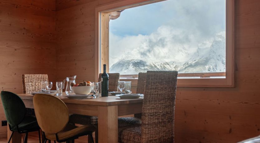 Photo of Le Loup, le Renard et la Belette
