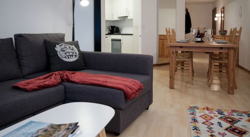 Photo of Pasadena Apartment 4