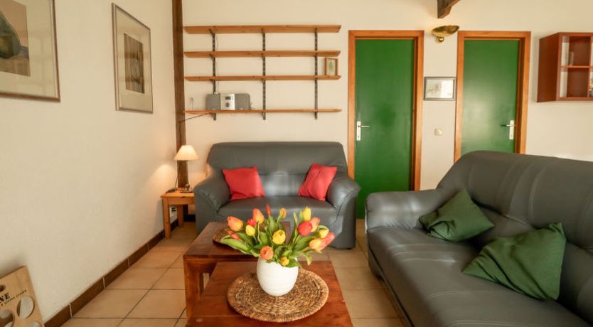 Photo of zeewind Holiday Home 10