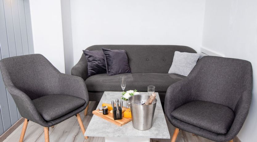 Photo of Stark Apartment 2