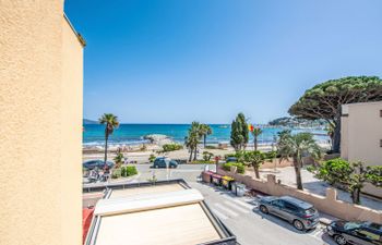 Le Palazzo del Mar Apartment 9 Holiday Home