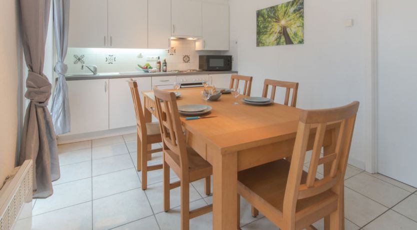 Photo of Vissershuis 2 with parking