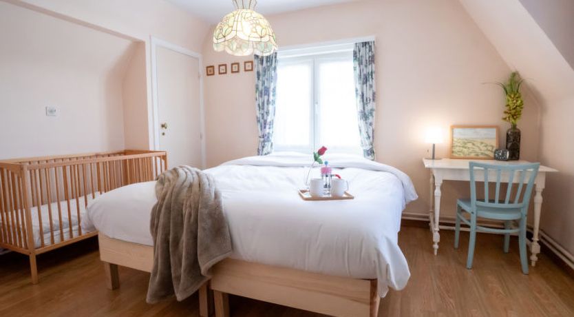 Photo of Hamarrbø with garden and parking