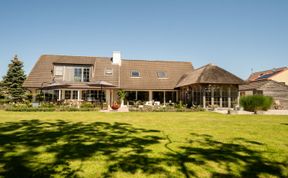 Photo of Villa Rosetree with sauna and pool table