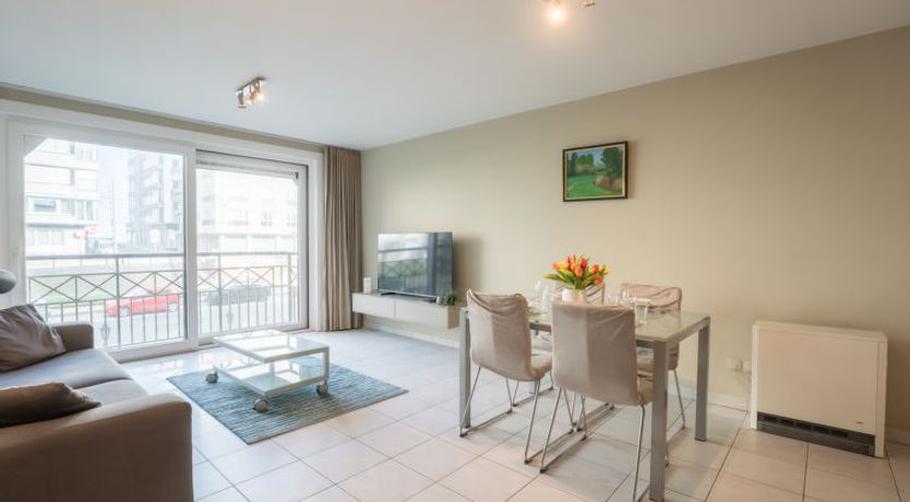 Photo of Flipper nearby the beach