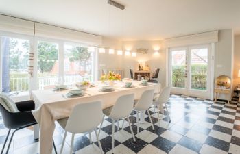 Odyssee - Featured in 'Juliette' Holiday Home