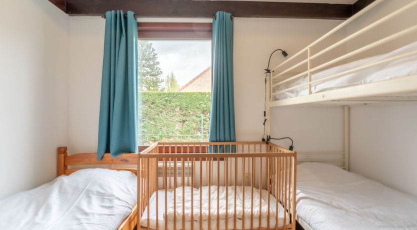 Photo of Edelweiss with parking