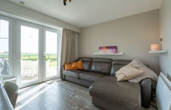 Laya with parking and shared pool Apartment 9 Holiday Home