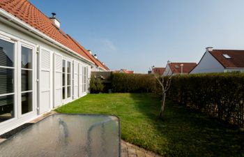 Vissershuis 92 with parking Apartment 3 Holiday Home