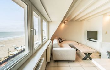 Koekoeksnest Penthouse at the beach Holiday Home