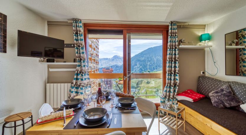 Photo of Vostok Zodiaque Apartment 92