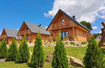 Osada Orlica Holiday Home